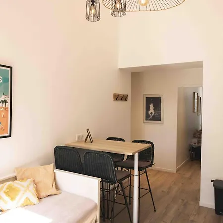 T2 Cozy 4 People Near Suquet *